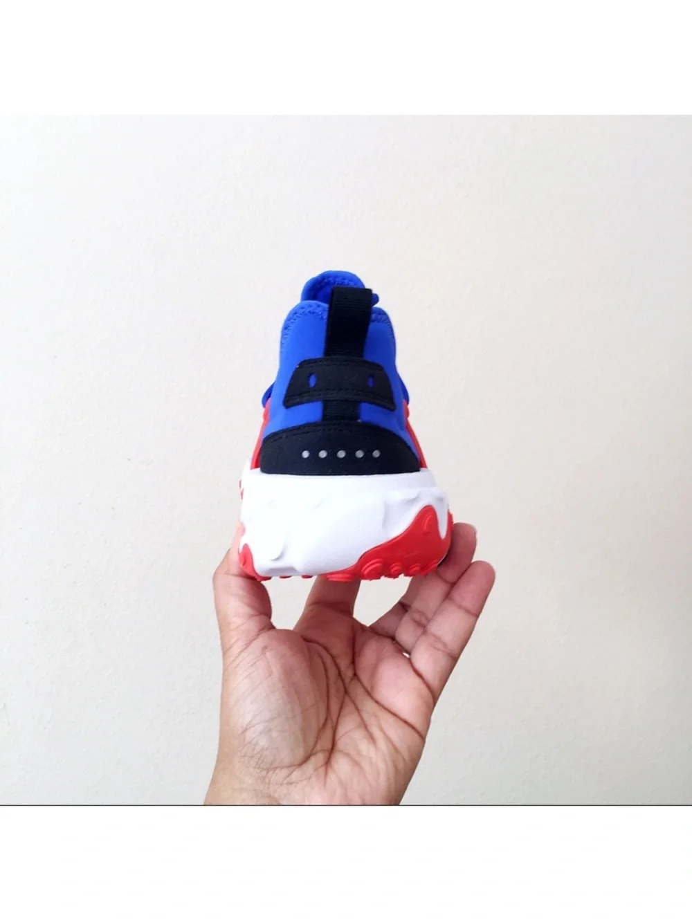 Nike React Presto Blue and Orange Hyper Royal Clay Sneakers Size 5.5Y / 7 Women